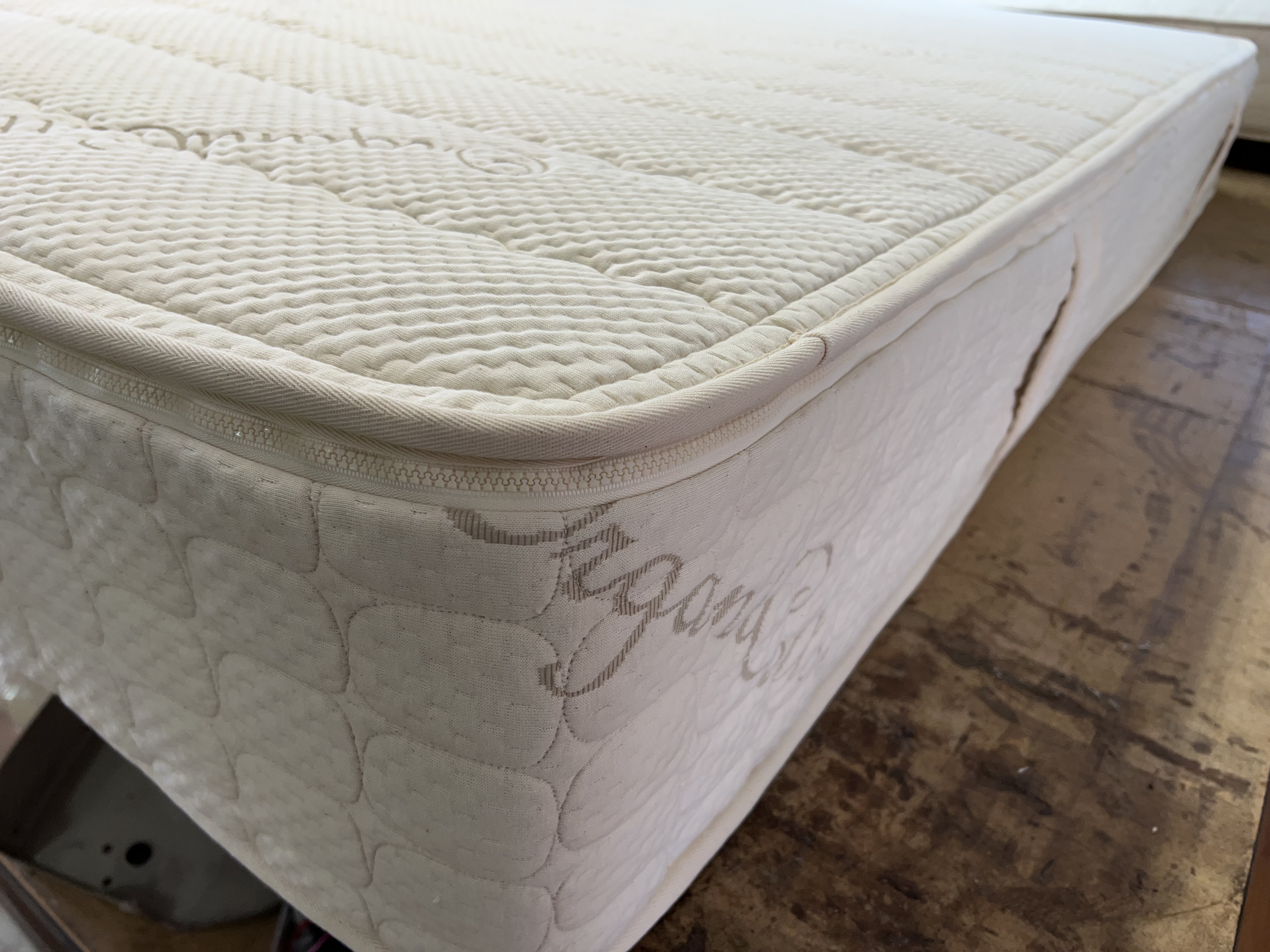 Phoenix Organic Latex Mattress